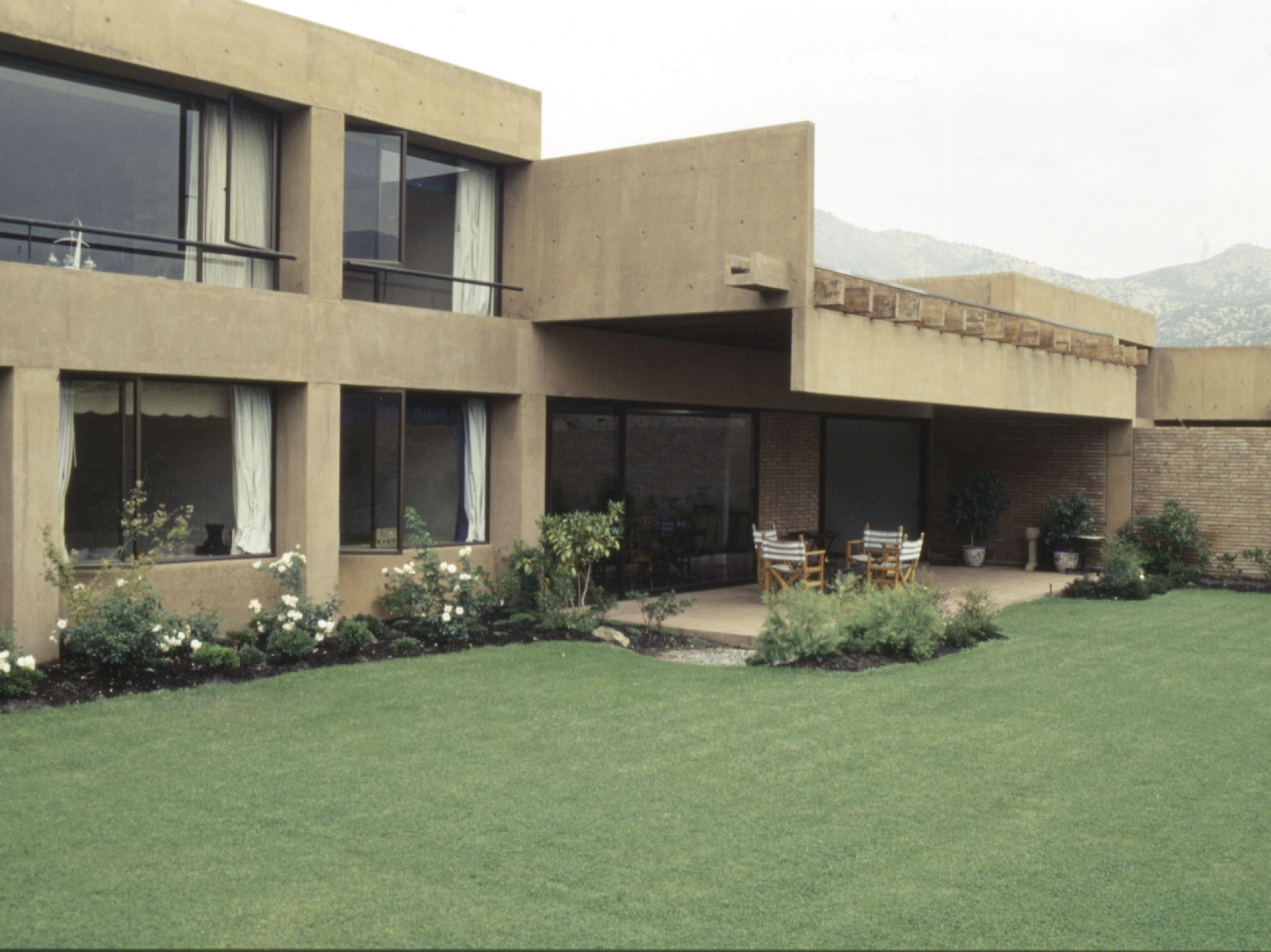 4 casas en calle Cerro Torre