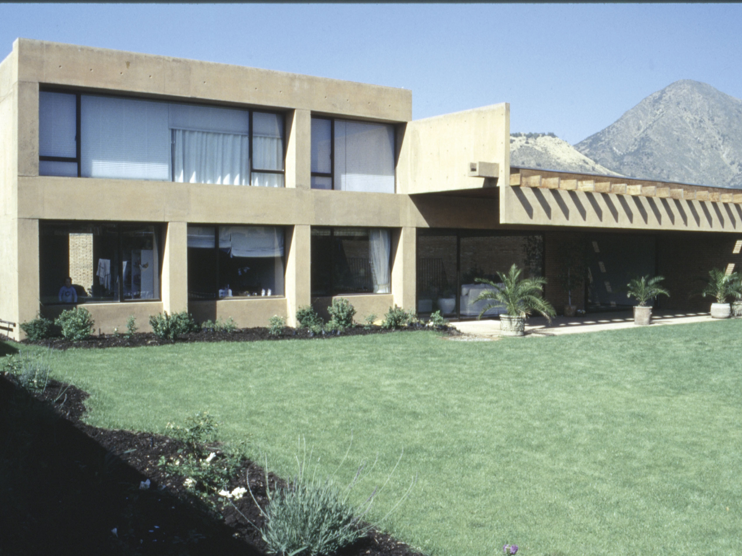 4 casas en calle Cerro Torre